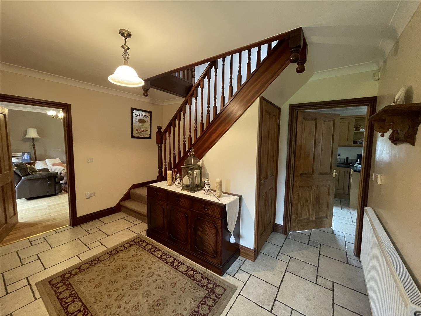 ANOTHER ROOM ASPECT